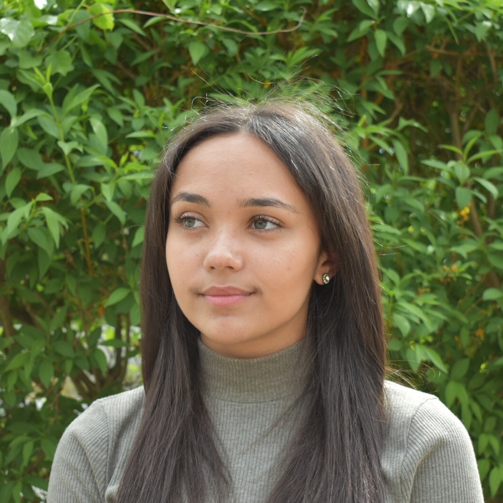 Meet your Posher, Kayla